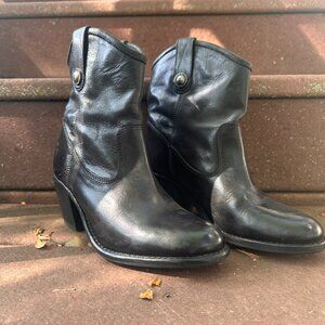 Frye Jackie Button Short Boots - Leather